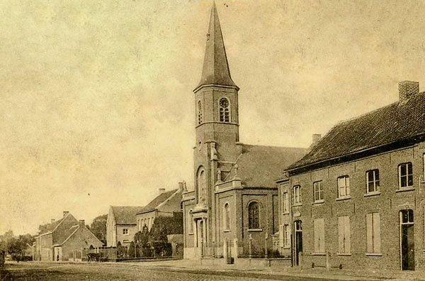De eerste kerk van Beitem, gebouwd in 1866 (19de-eeuwse prentbriefkaart)