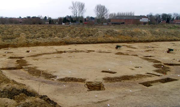 Een grafcirkel, restant van een grafheuvel, die dagtekent van de bronstijd.